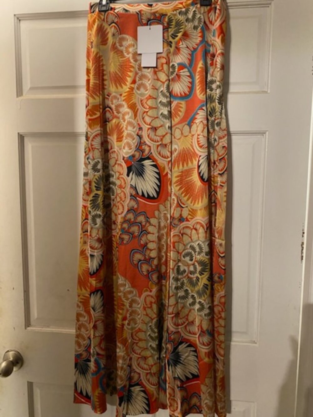 Aakaa silky extra wide leg pants, size large nwt
